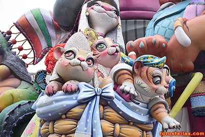 falla ayuntamiento 2025
