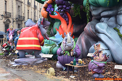 falla ayuntamiento 2025
