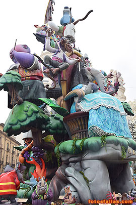 falla ayuntamiento 2025